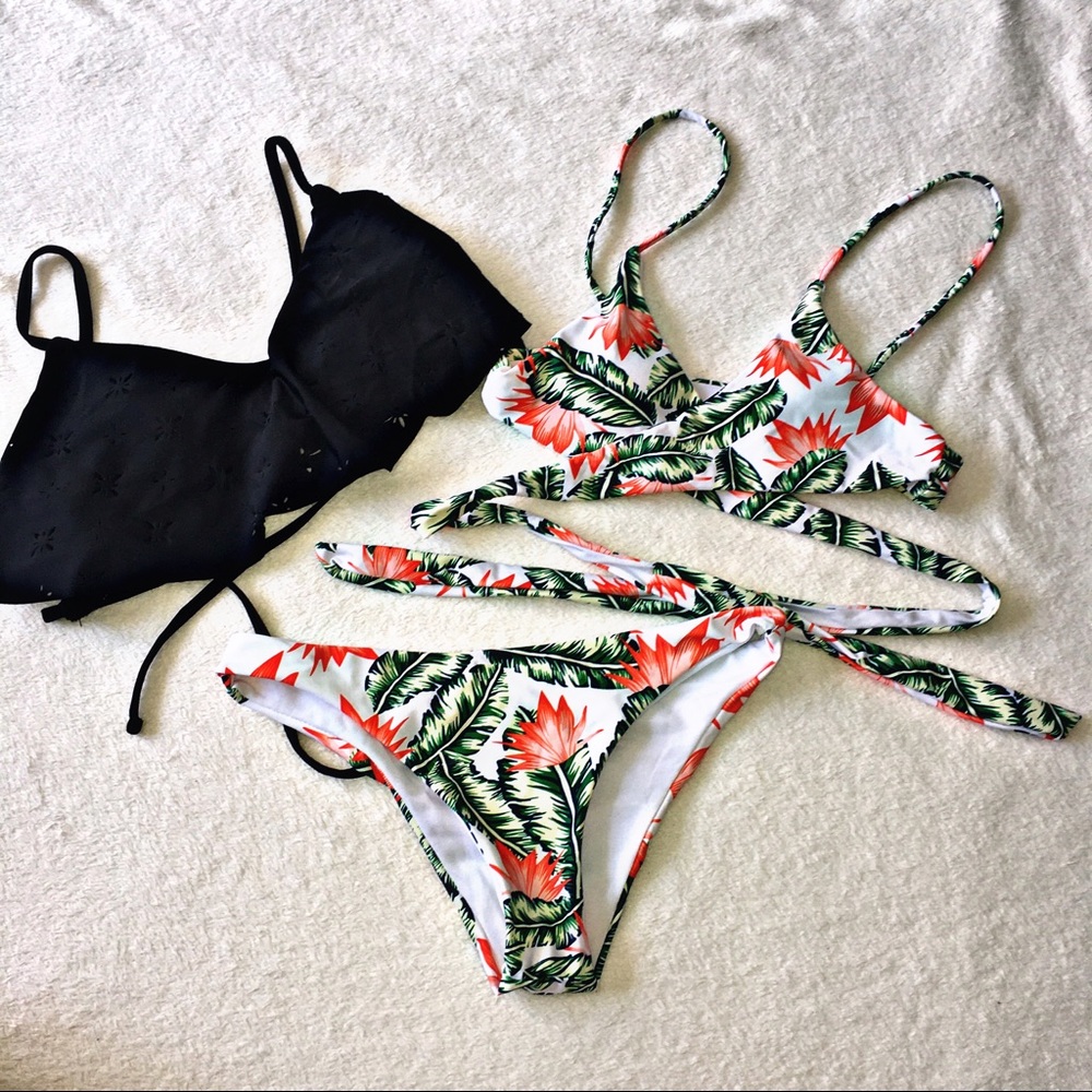 TROPICAL TWO-TOP BATHING SUIT